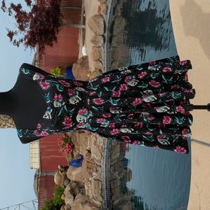 Hot Topic Pin-up Style Dress